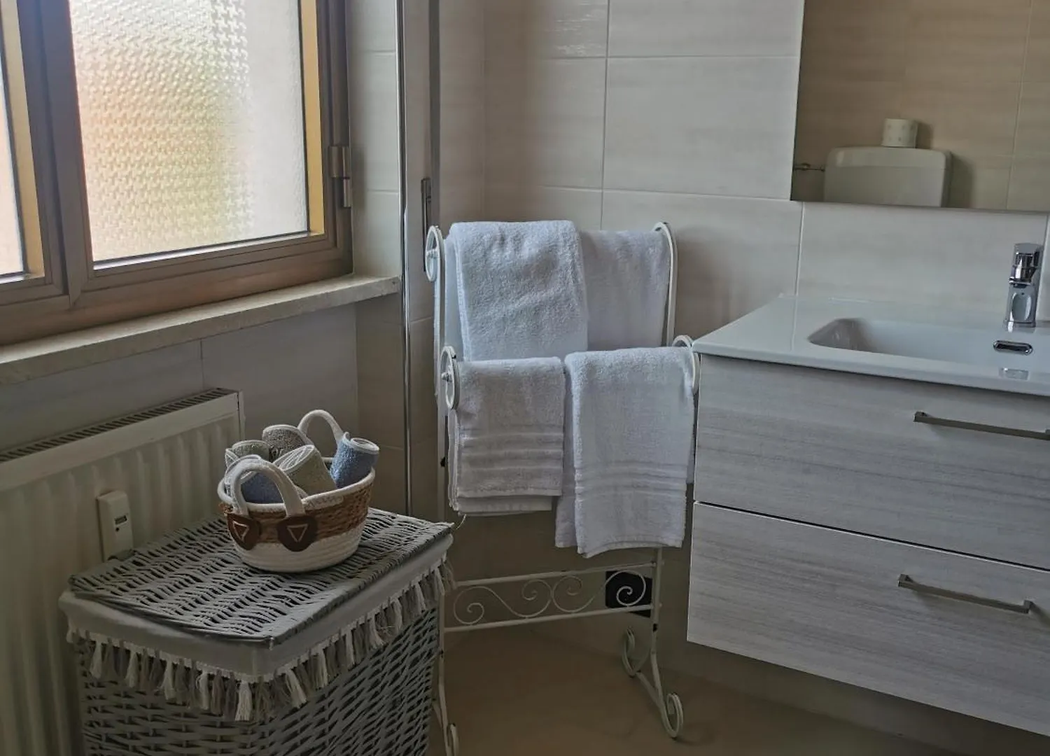 Cenerina Home Due Mari location